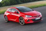 Opel Astra GTC BiTurbo CDTI 2012 года
